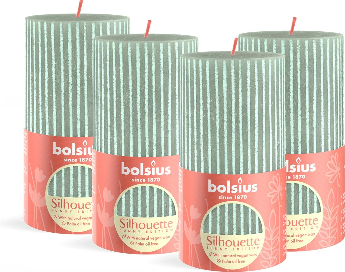 Bolsius - Rustieke Kaars - 4 Stuks - Licht Groen Met Print - 13cm 3 Bolsius - Rustieke Kaars - 4 Stuks - Licht Groen Met Print - 13cm